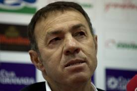 Granada's new coach Abel Resino gives a