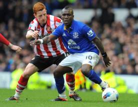 Everton's Dutch midfielder Royston Drent