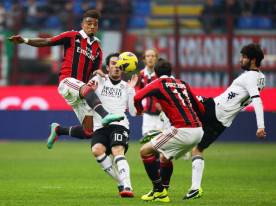 AC Milan v AC Siena - Serie A