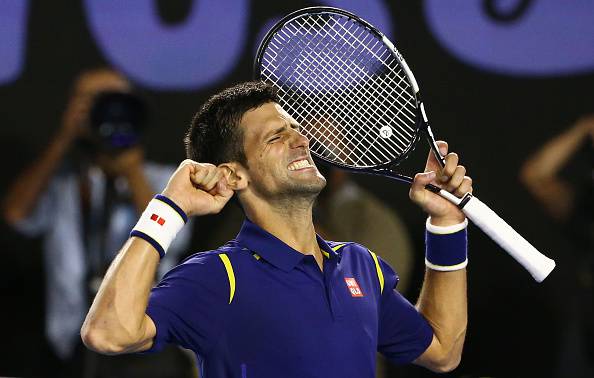 Novak Djokovic festeggia l'accesso alla finale dell'Australian Open 2016