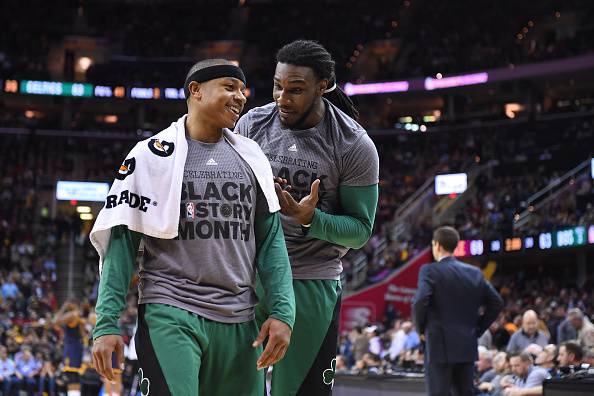 Isaiah Thomas e and Jae Crowder dei Boston Celtics NBA