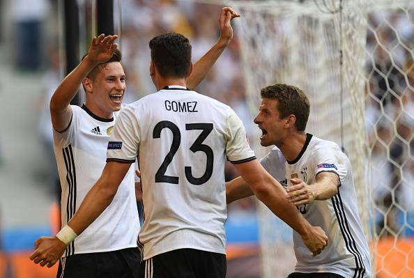 Mario Gomez, attaccante della Germania a segno negli ottavi di finale di Euro 2016