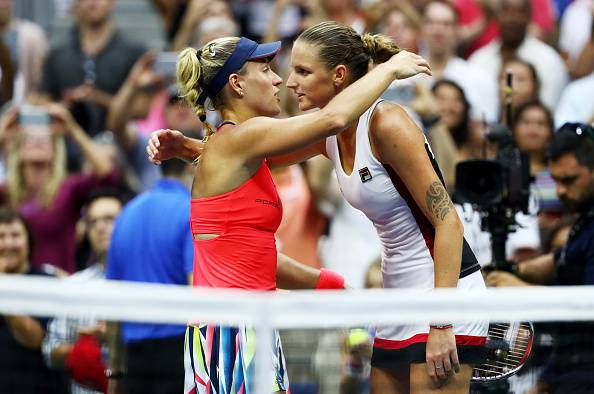 Angelique Kerber e Karolina Pliskova al termine del match (getty images) SN.eu