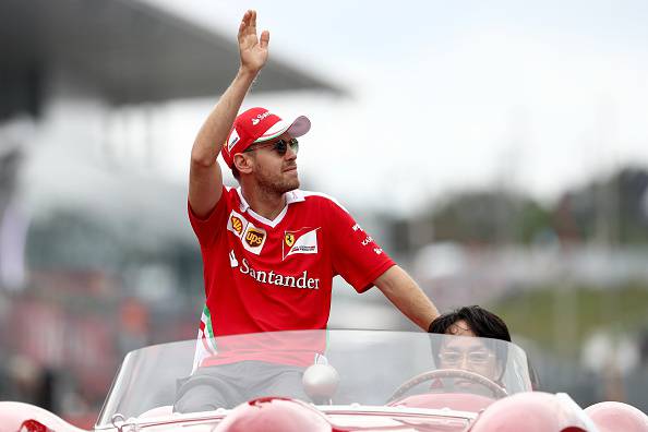 Sebastian Vettel soddisfatto della sua Ferrari a Suzuka (getty images) SN.eu