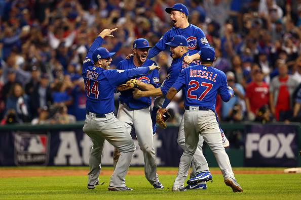 I Chicago Cubs festeggiano il titolo MLB 2016
