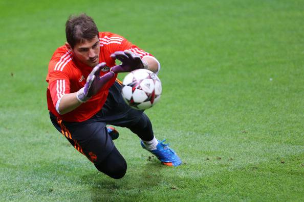  Malore al cuore per Iker Casillas. Stagione finita per il portiere del Porto 