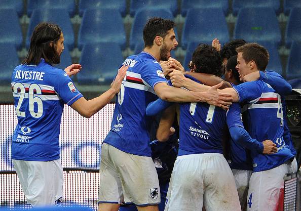 La Sampdoria festeggia un gola Marassi Serie A