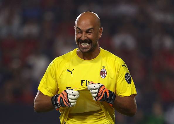 Reina, Milan