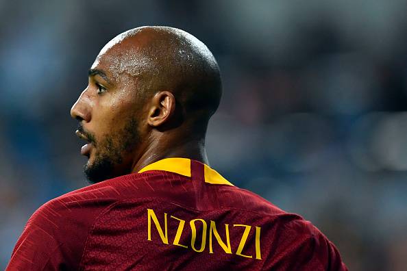 Steven Nzonzi accusa il calcio italiano sul razzismo