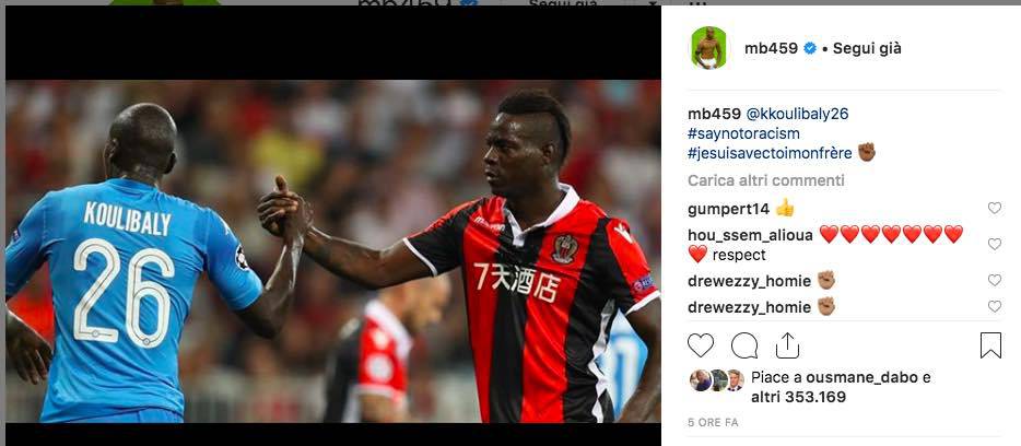 Tweet Mario Balotelli in solidarietà con Koulibaly