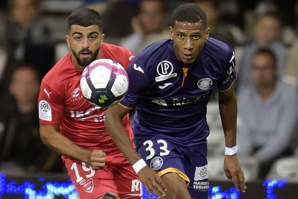 Jean-Clair Todibo nuovo difensore del Barcellona