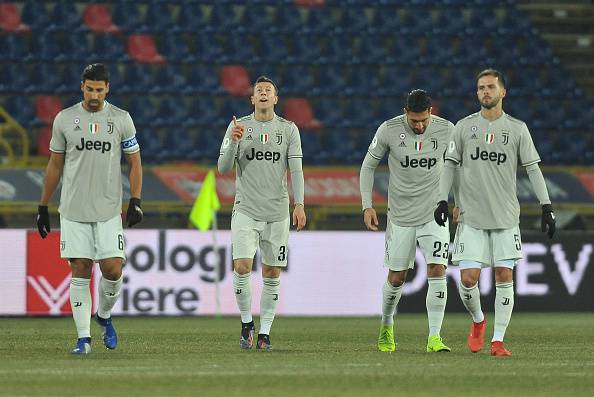 La Juve rende grigia la notte del Bologna