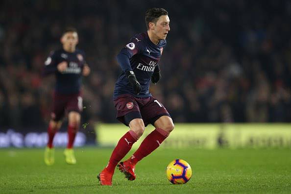 Ozil via dall'Arsenal a gennaio