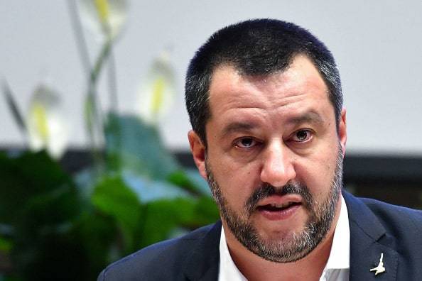 Salvini ancora sulla chiusura degli stadi