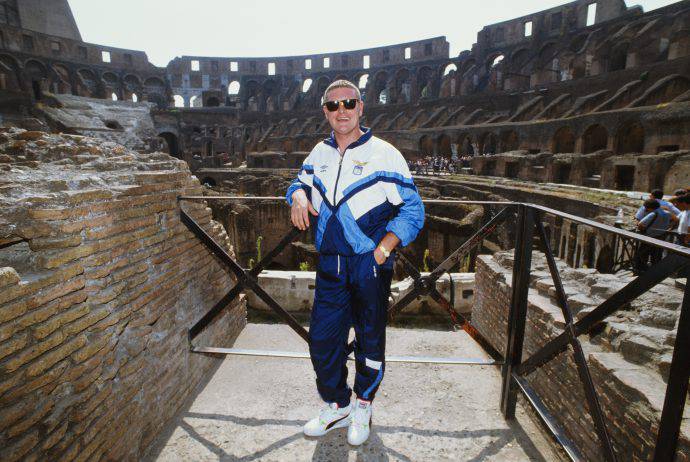 Gascoigne dentro al Colosseo