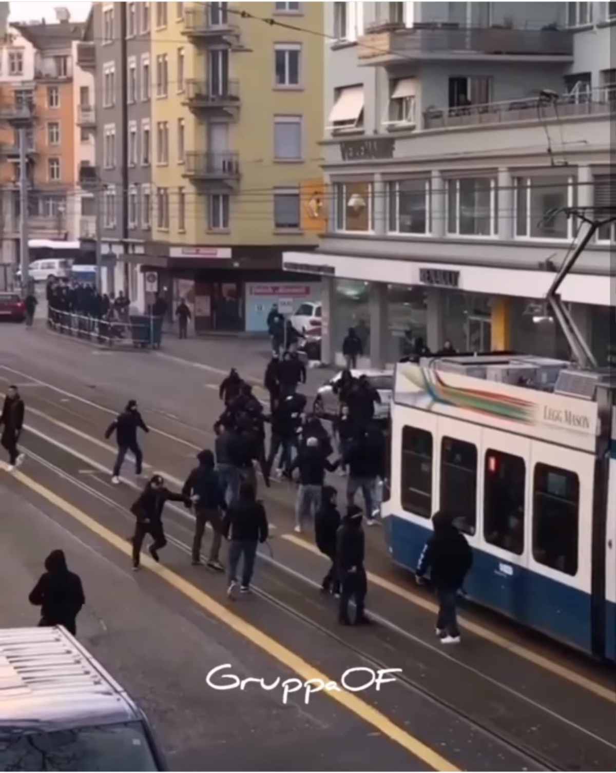 Zurigo-Napoli scontri