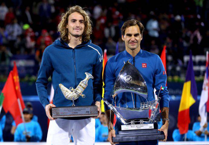 Federer primo e Tsitsipas secondo! Sono 100 per lo svizzero