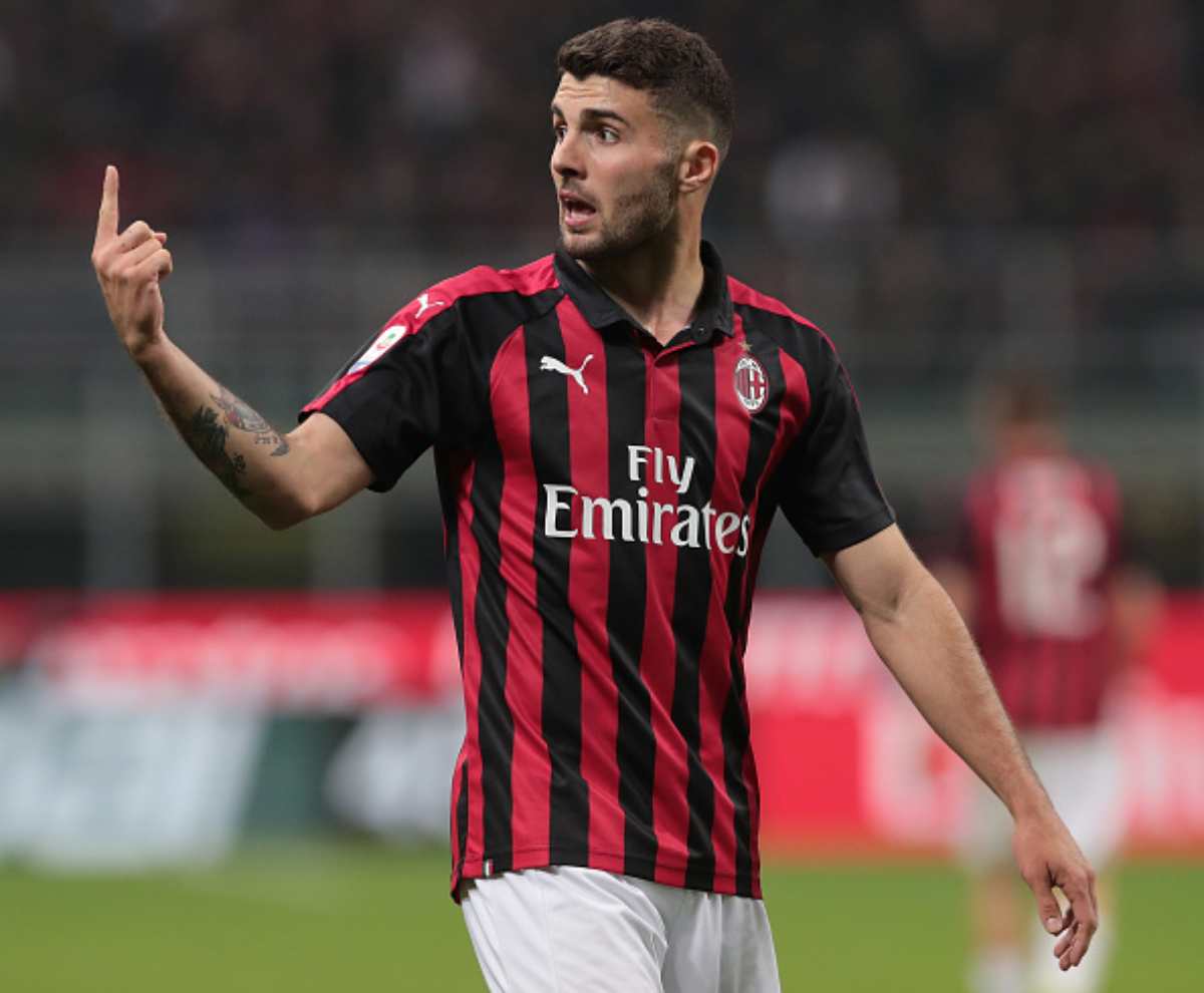 Cutrone Milan