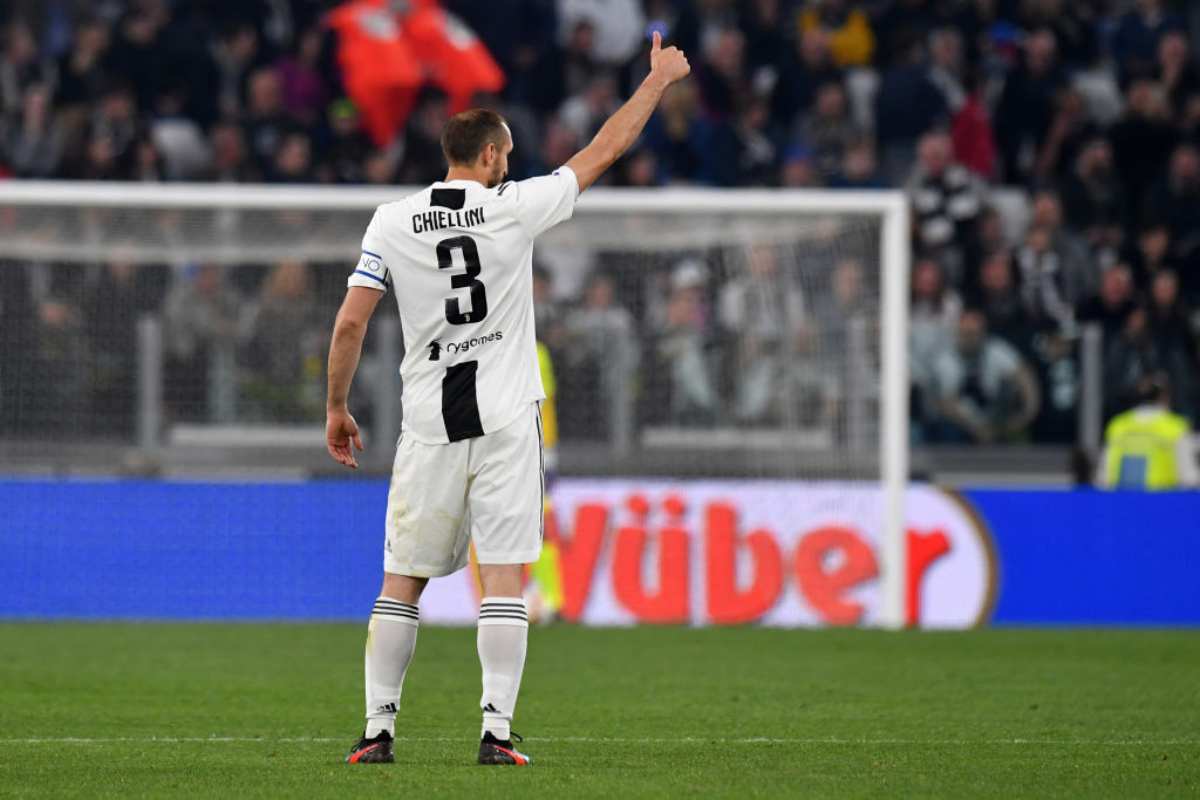 Giorgio Chiellini Juventus difende Kean