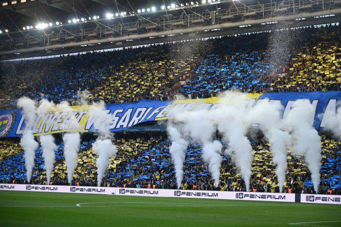 Grande spettacolo dei tifosi del Fenerbahçe