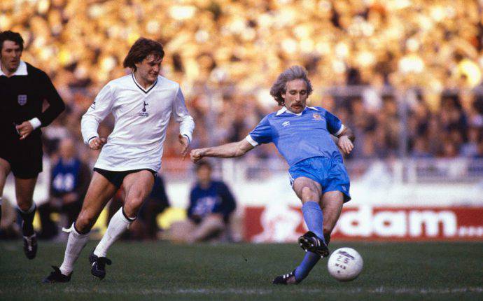 Hoddle contro il Man City nel 1981