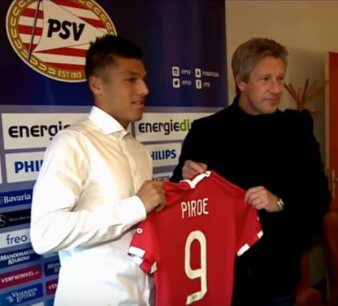 Joël Piroe rinnova il contratto con il PSV