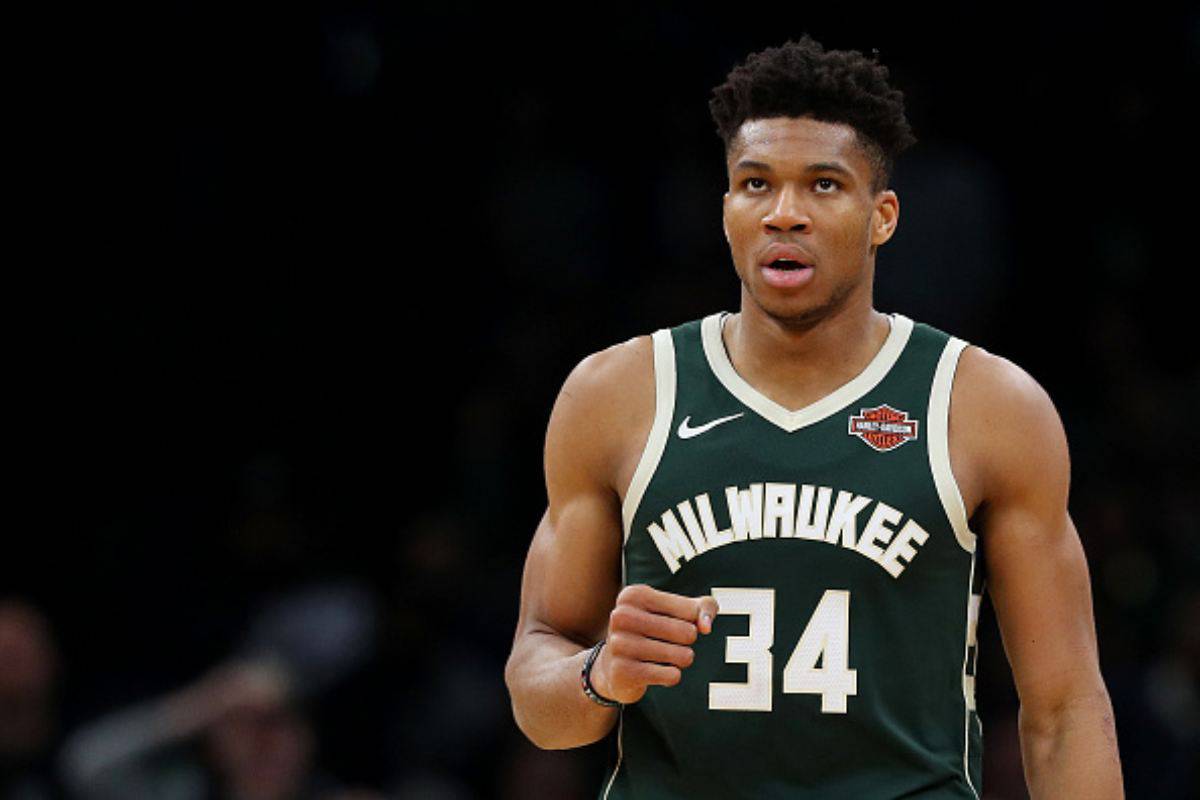 NBA Antetokounmpo lascia