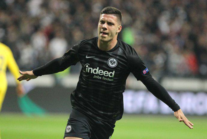 Il serbo Jovic ferisce anche il Chelsea