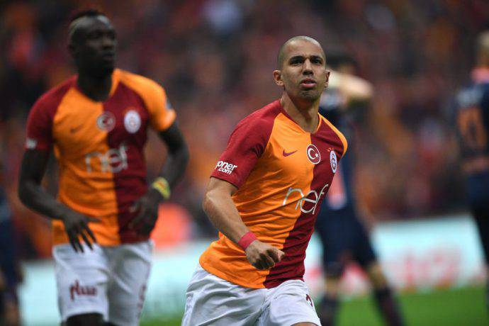 L'algerino Feghouli segna nella gara scudetto del Galatasaray