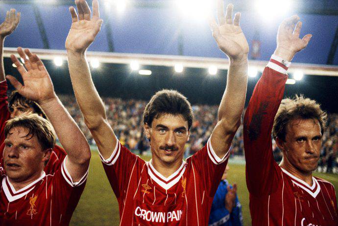 Lee, Rush e Neal salutano Anfield