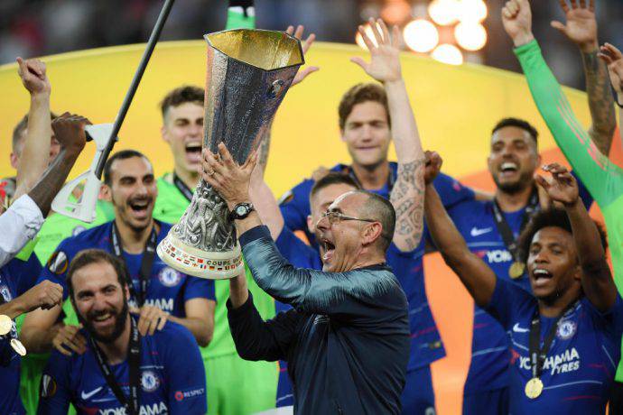 Sarri alza l'Europa League al cielo di Baku