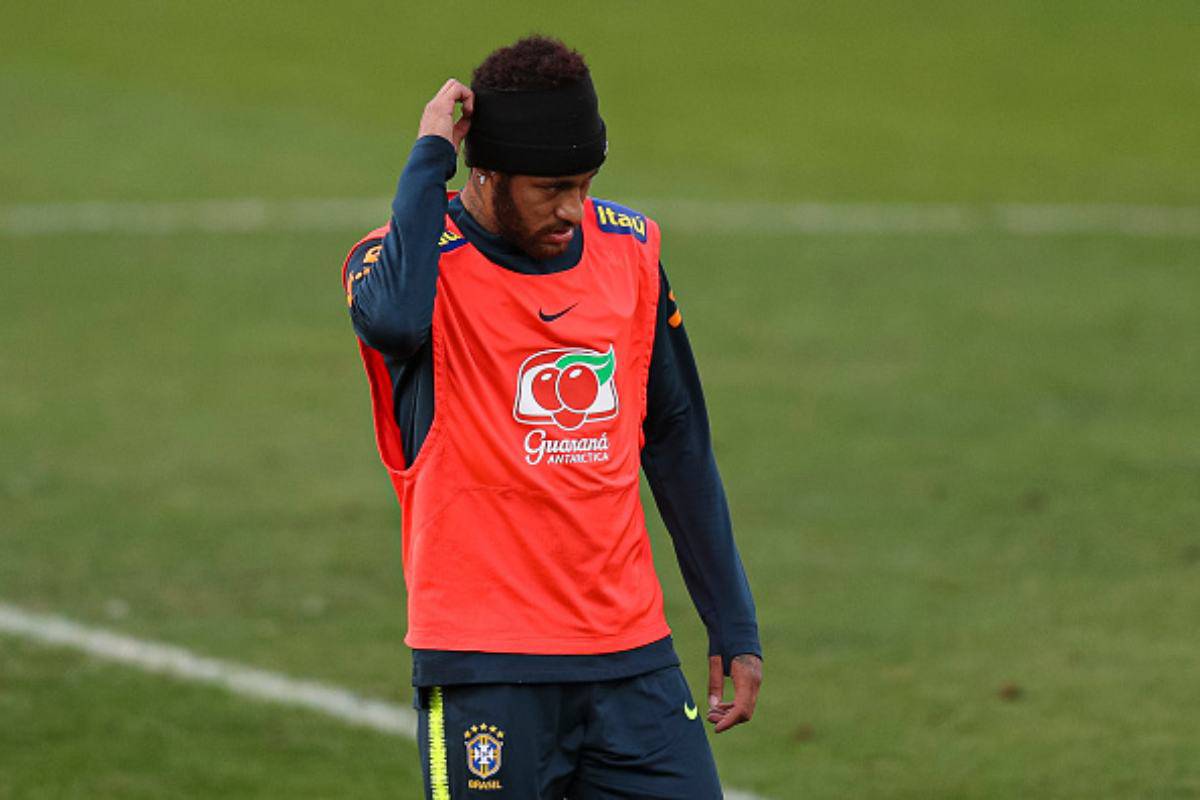 Un esame medico potrebbe sollevare l'umore di Neymar