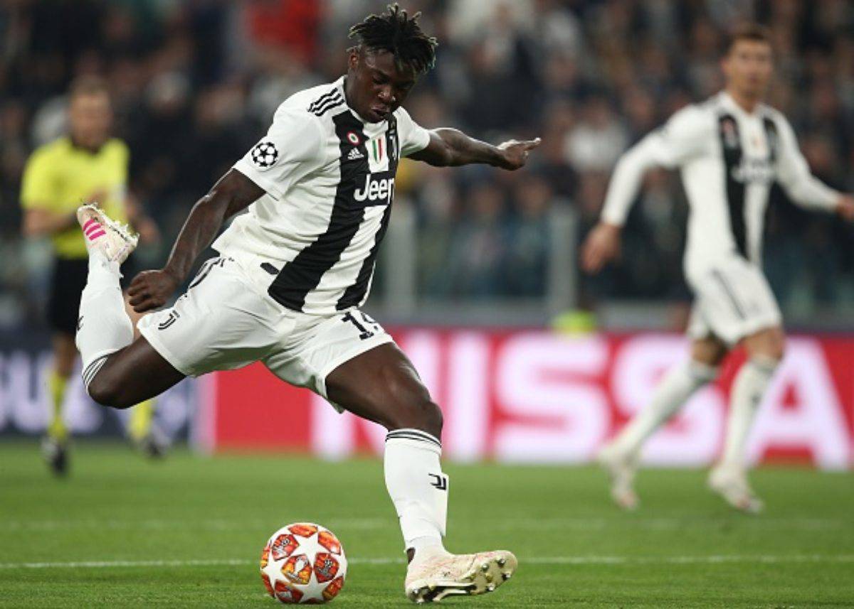 Moise Kean al tiro sotto gli occhi di Ronaldo