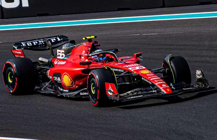 Ferrari mette il turbo