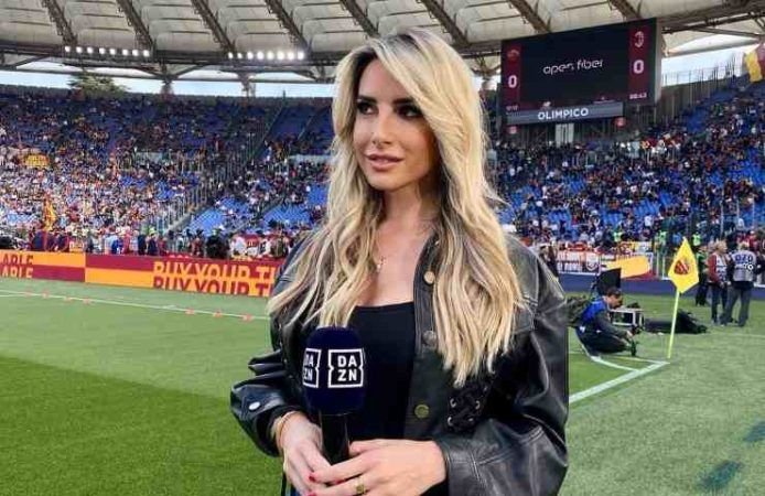 Giorgia Rossi scollatura senza fine