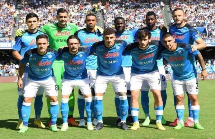 Napoli addio Kim Lozano Zielinski