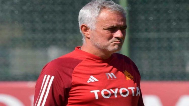 Mourinho dichiarazioni post Genoa-Roma due finali europee