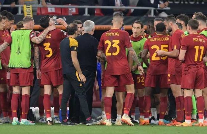 Mourinho sorpreso lista attaccanti Roma