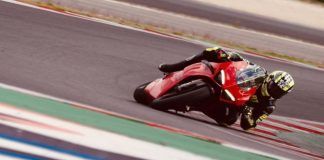 Andrea Iannone superbike