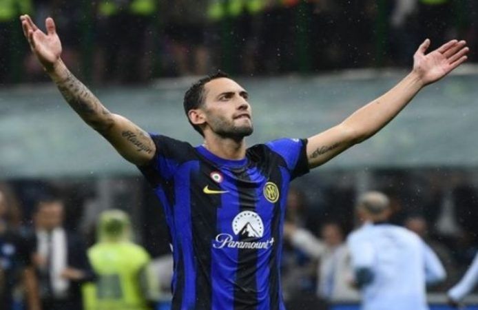 Calhanoglu rigorista Inter