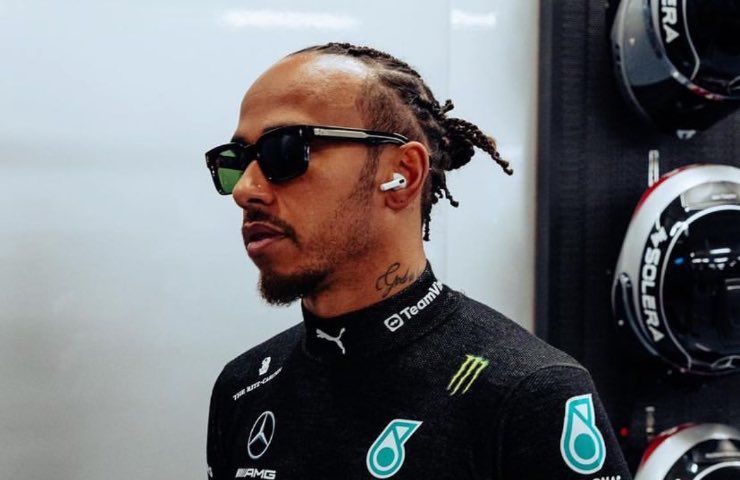 Lewis Hamilton notizia terribile campione britannico