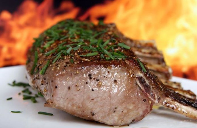 Quanta carne mangiare, arrosto (Creative Commons) - sportnews.eu