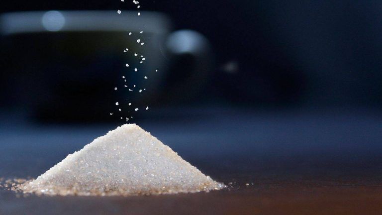 Zucchero di canna, perché non dovresti consumarlo: tutto quello che non sai Zucchero di canna, perché non dovresti consumarlo: tutto quello che non sai