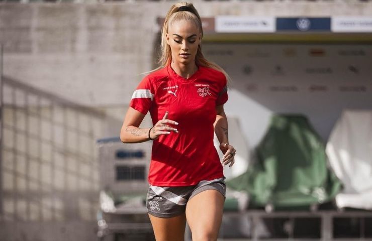 Alisha Lehmann proposta indecente