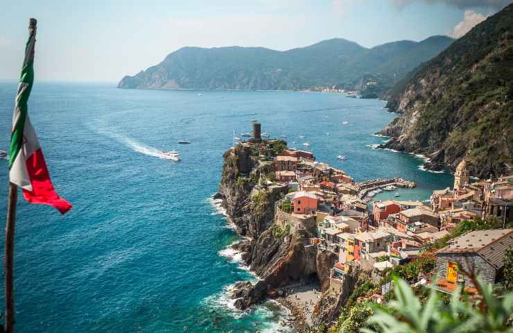 Camminare a picco sul mare, le location del Bel Paese da non farsi sfuggire