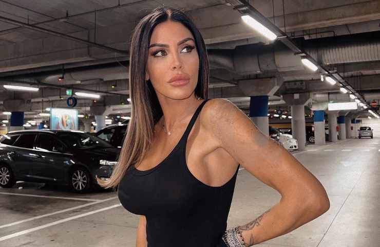 Guendalina Tavassi beccata proprio lì