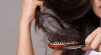 Caduta dei capelli, prepara questa soluzione e goditi i risultati: bastano pochi ingredienti!