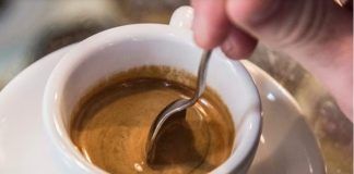 Caffé quante tazzine al giorno bere insonnia