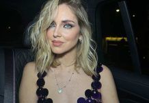 Chiara Ferragni selfie in auto