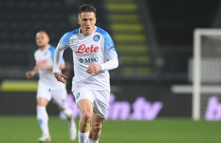 Piotr Zielinski angina cos'è infortunio Polonia Napoli